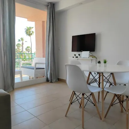 Apartament Acapulco Amazing Views. Pool. Free Wifi *